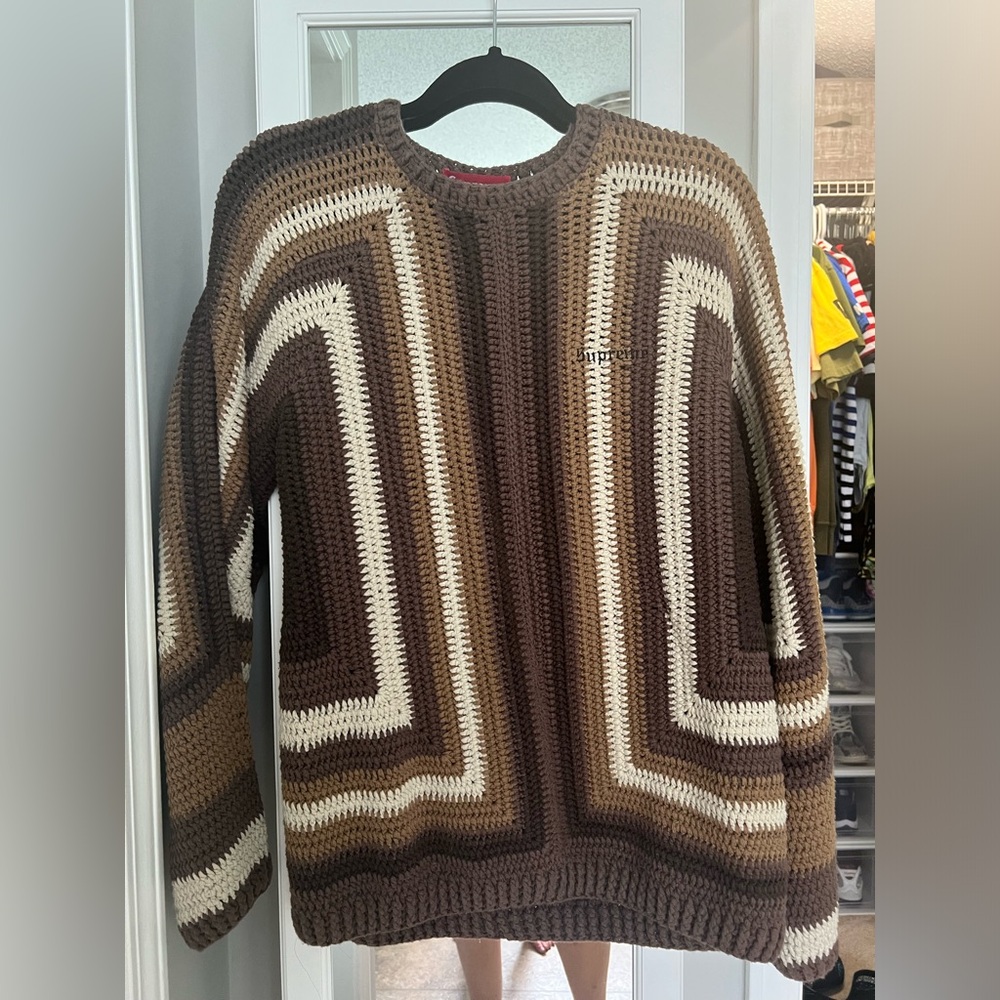 BROWN SUPREME SWEATER